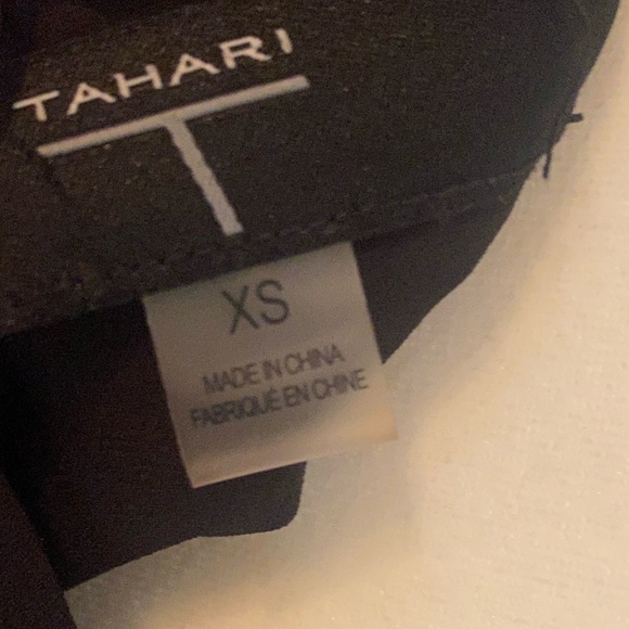 Tahari Top - Picture 6 of 7
